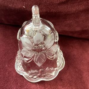 MIKASA Crystal Bell FESTIVE POINSETTIA 5" GREAT PRICE